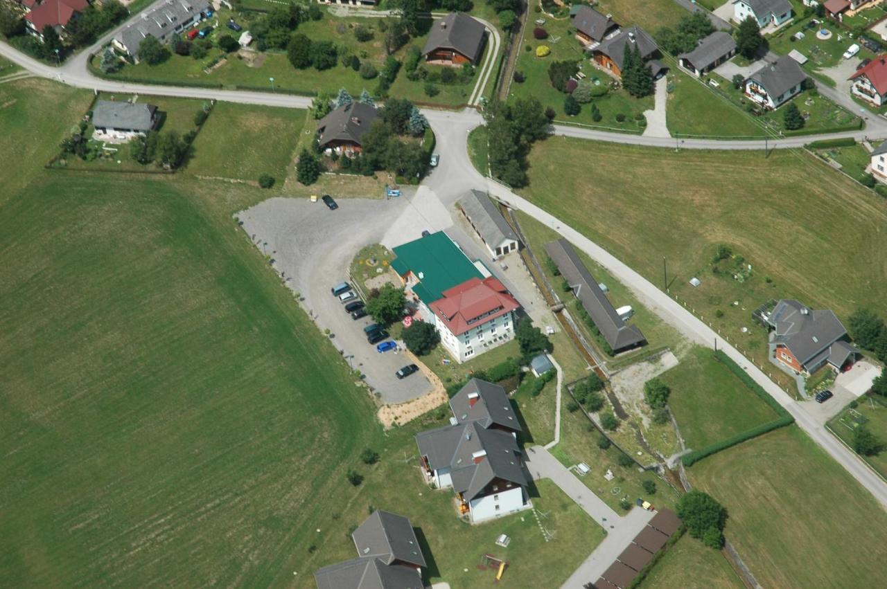 Gasthof-Pension Hochsteiner Glödnitz エクステリア 写真