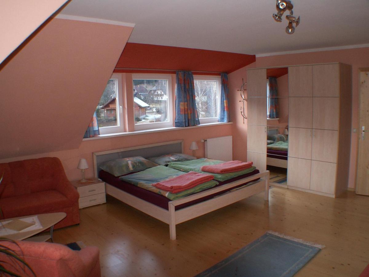 Gasthof-Pension Hochsteiner Glödnitz エクステリア 写真